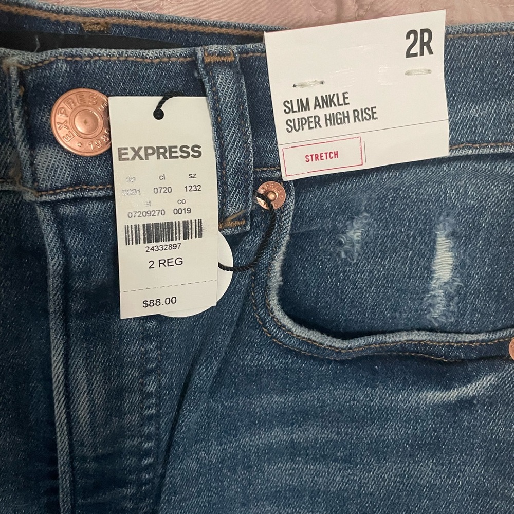 BNWT EXPRESS ANKLE JEANS